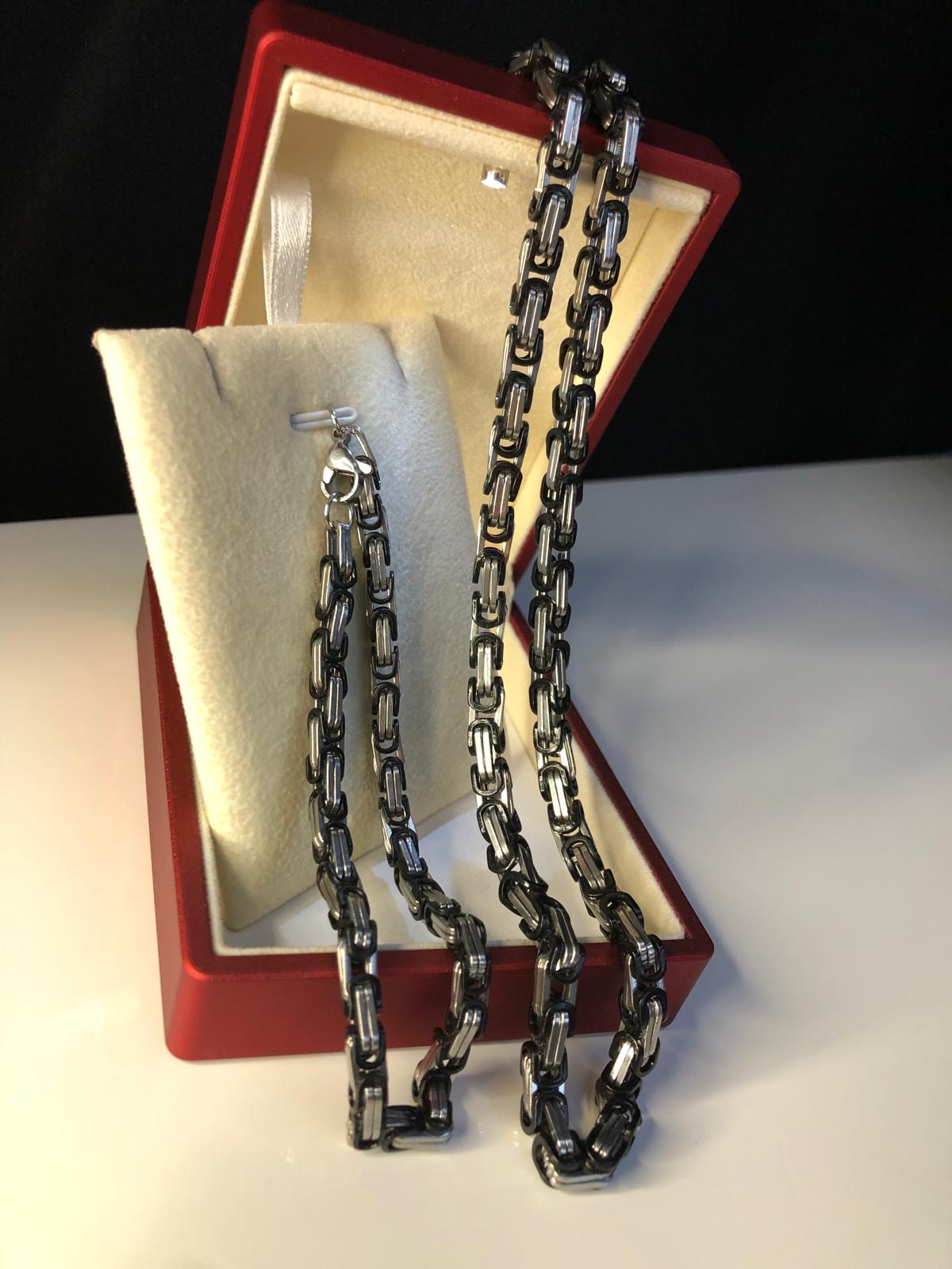 5mm Kral Erkek Çelik Siyah Beyaz Set • Işıklı Kutuda • Sevgiliye • Eşe • Babaya Bileklik Kolye