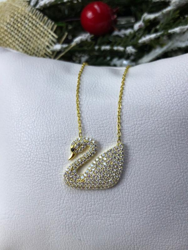 Kuğu Model 3 Zirconia Taşlı 925 Ayar Gümüş  Sevgiliye • Eşe • Anneye • Arkadaşa Kolye