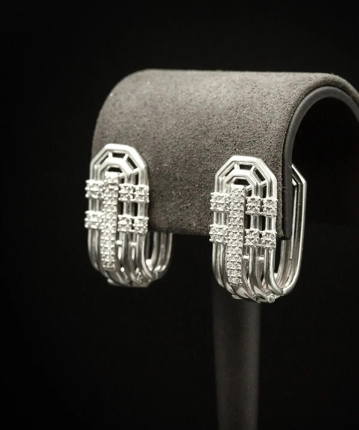 Serenay Secret Küpe • 18 K White Gold Kaplama 925 Ayar Gümüş •Sevgiliye - Eşe - Arkadaşa Hediye Küpe