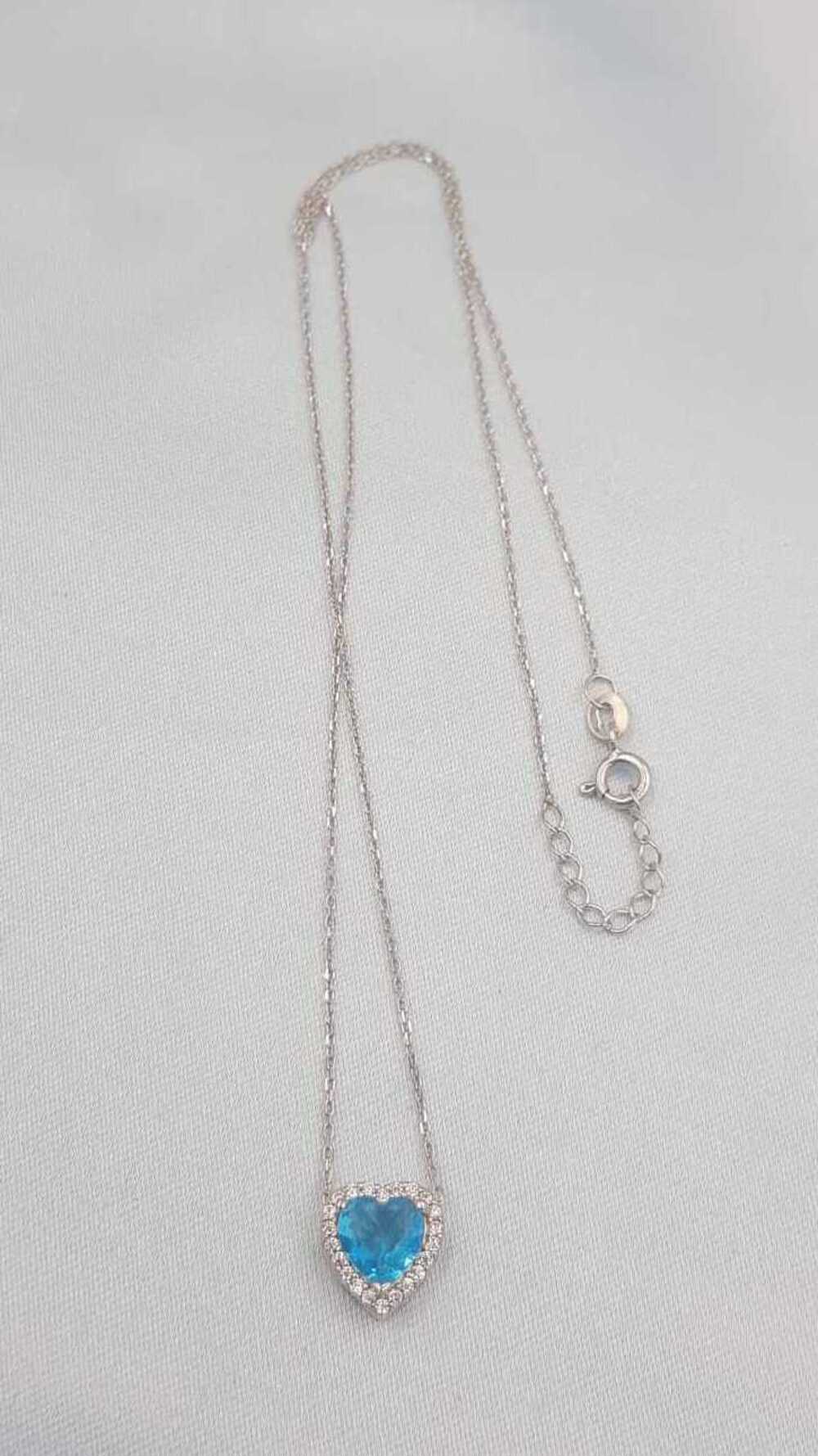 Swarovski Aqua Taşlı Pandora’s Model Kalp Detay 925 Gümüş • Sevgiliye • Eşe • Arkadaşa Hediye Kolye