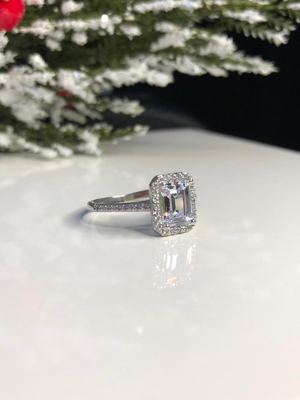 Vog Pırlanta Montür Effective Diamond Baget Evlilik Tektaşı 925 Ayar Gümüş Sevgiliye Eşe Yüzük