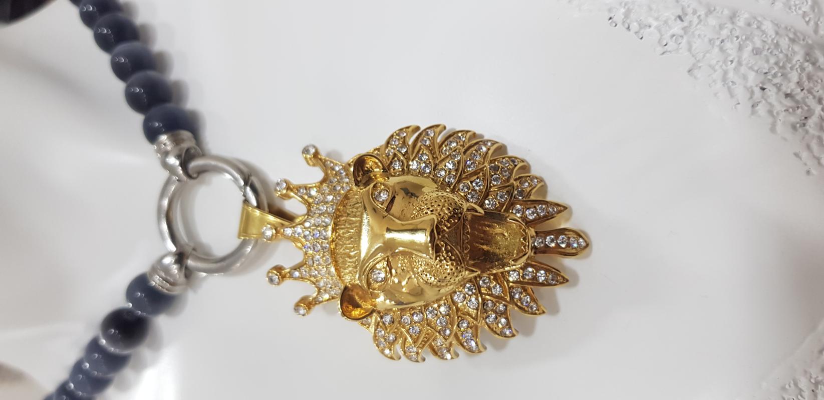 ÇELİK DUMANLI GRİ KAPLAN GÖZÜ TAŞLI SARI ASLAN(LION) KASI KOLYE