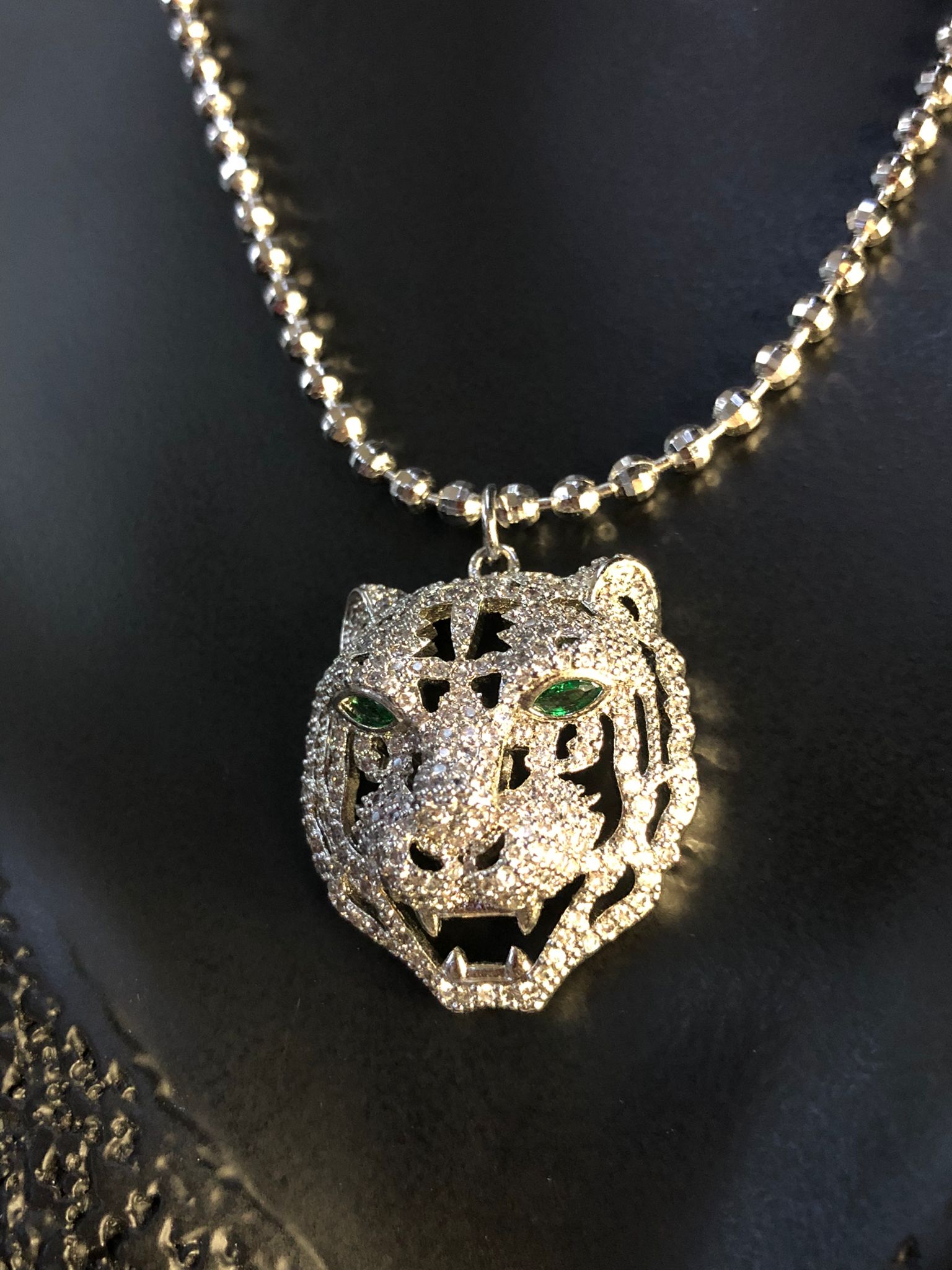 Xuping Tasarım Mikro Kaplama Swarovski Taşlı Kaplan Sevgiliye Eşe Hediye Bijuteri Kolye