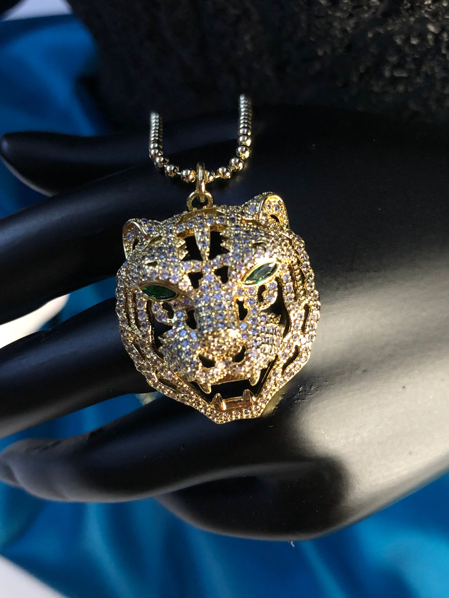 Xuping Tasarım Mikro Kaplama Swarovski Taşlı Sarı Renk Kaplan Sevgiliye Eşe Bijuteri Kolye