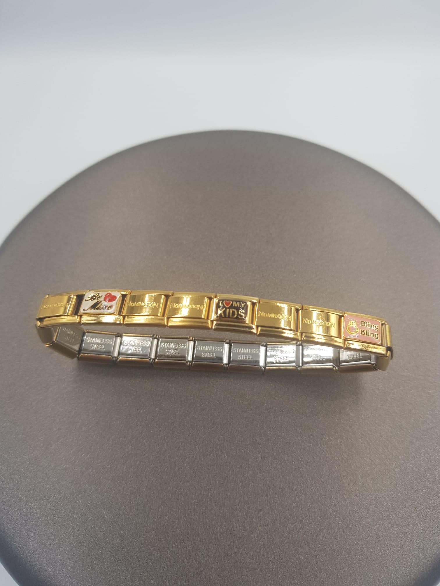 Vog Charm Sembol Detaylı Italy Composable Gold Renk Paslanmaz Çelik Bileklik