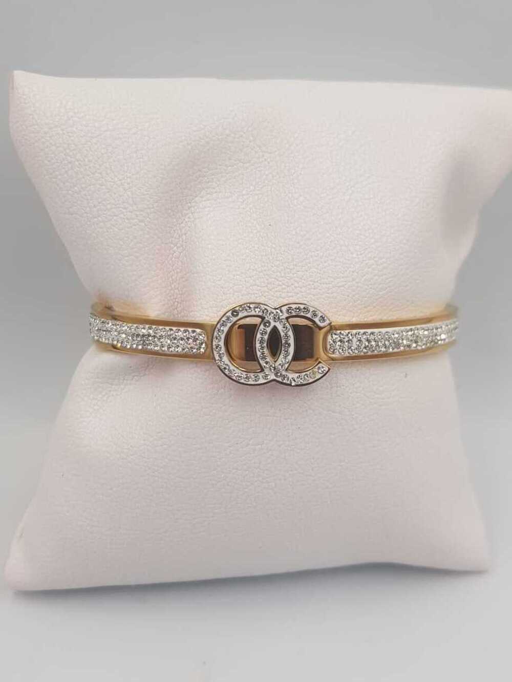 Vog Çelik Chanel (4) Model Taş İşlemeli Sevgiliye,Anneye,Arkadaşa Hediye Bileklik