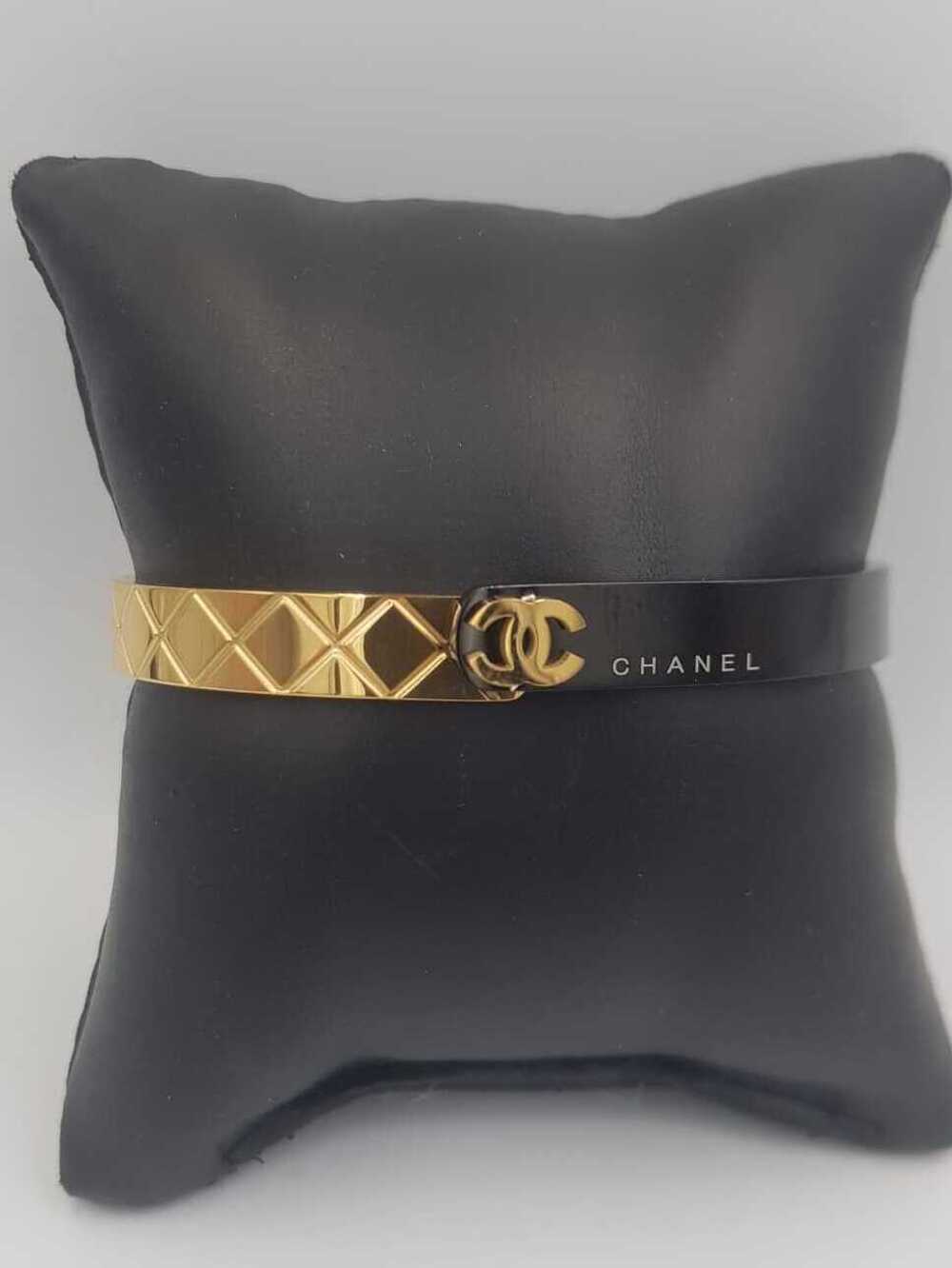 Vog Çelik Chanel (5) Model Taş İşlemeli Sevgiliye,Anneye,Arkadaşa Hediye Bileklik