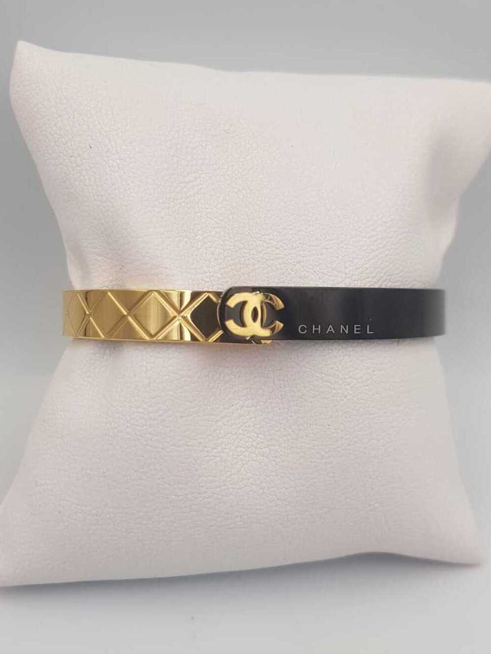 Vog Çelik Chanel (5) Model Taş İşlemeli Sevgiliye,Anneye,Arkadaşa Hediye Bileklik