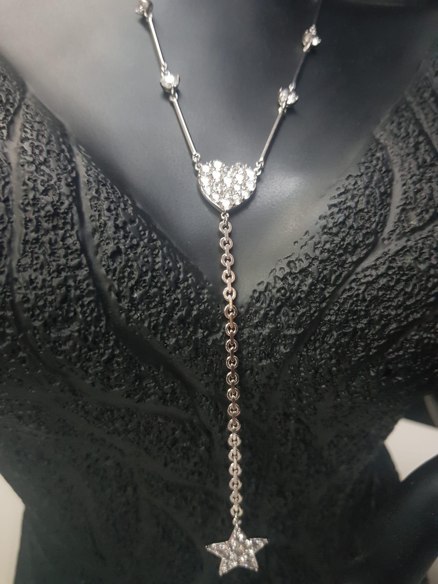 Vog Kalp V Yıldız Temalı Swarovski Taşlı Vip Kaplama Sevgiliye,Anneye,Arkadaşa  Hediye Kolye