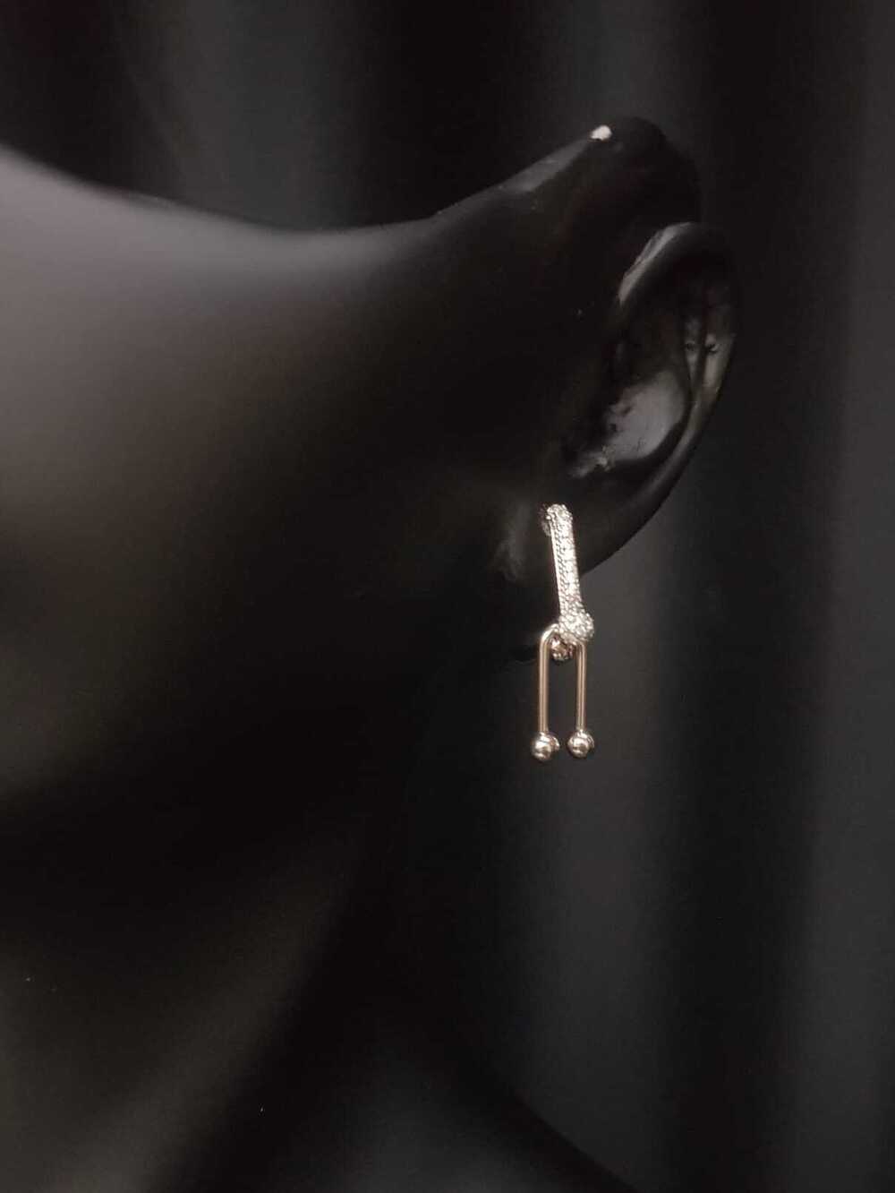Vog Vip Çelik Xuping Model Tiffany&Co Taşlı Küpe Sevgiliye,Anneye,Arkadaşa Hediye Küpe