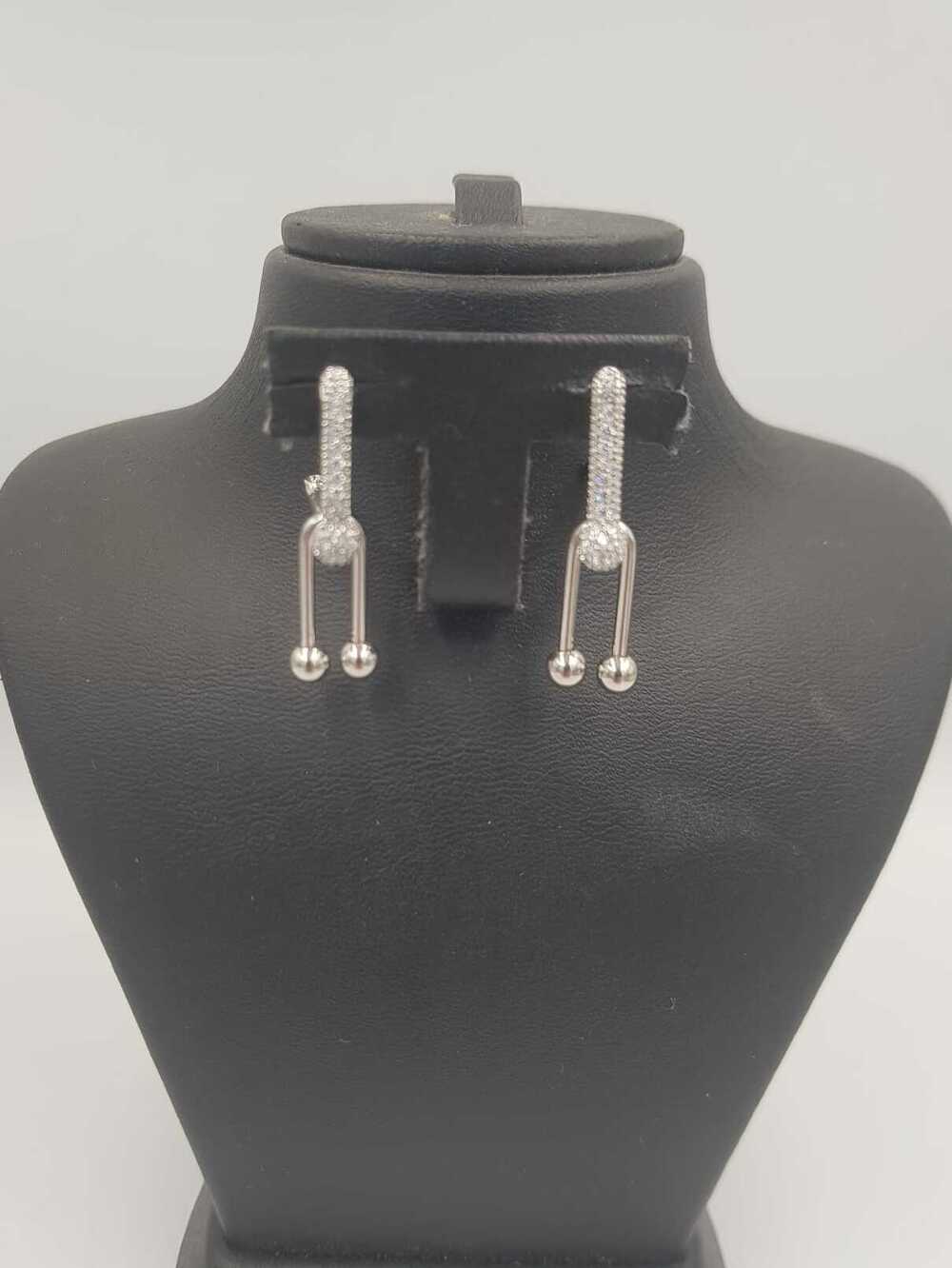 Vog Vip Çelik Xuping Model Tiffany&Co Taşlı Küpe Sevgiliye,Anneye,Arkadaşa Hediye Küpe