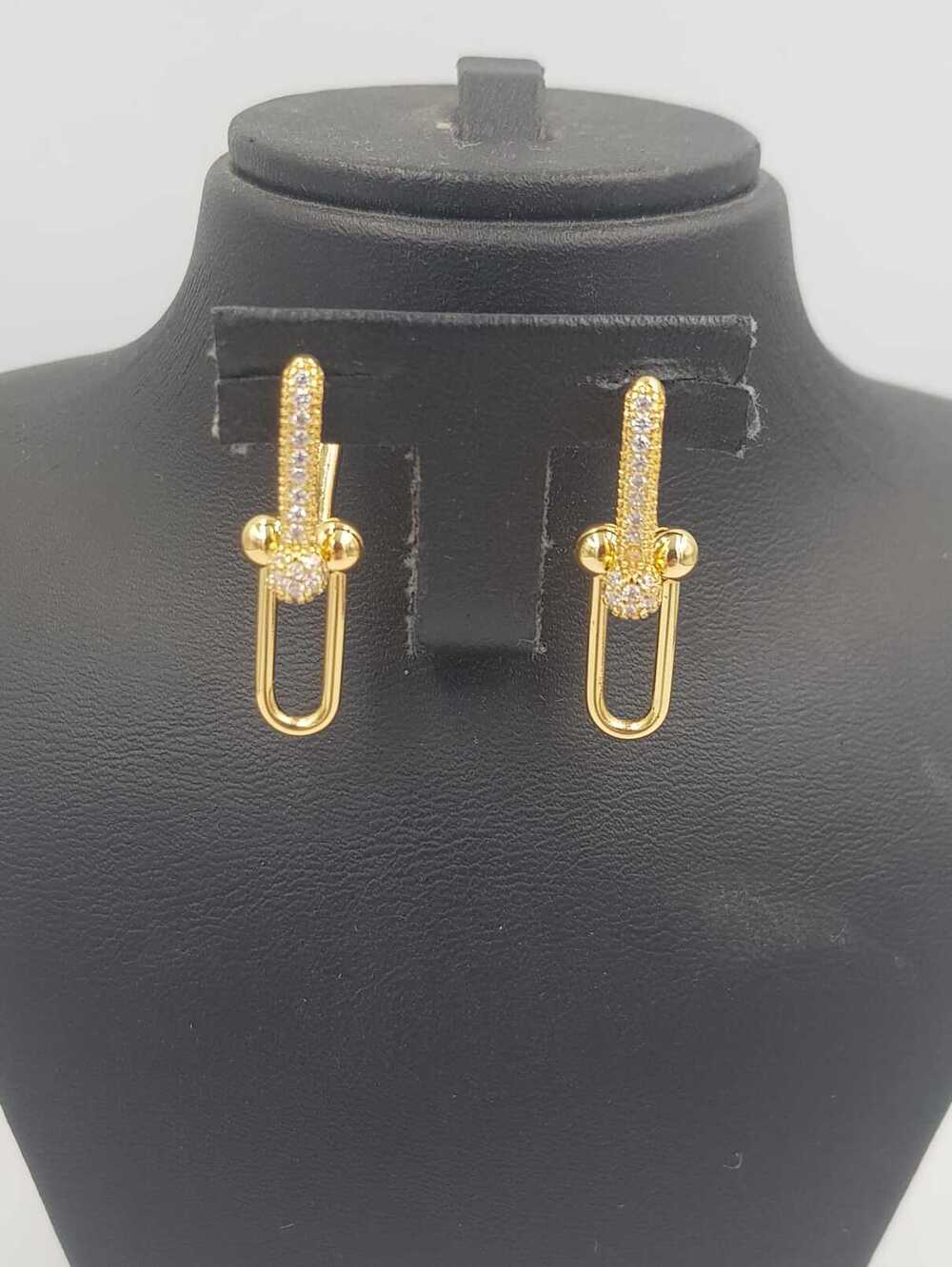 Vog Vip Çelik Xuping Model Tiffany&Co Taşlı Küpe Sevgiliye,Anneye,Arkadaşa Hediye Küpe