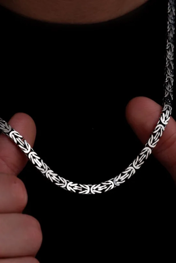 5.5Mm Dikdörtgen Kesim Yassı Kral Model 925 Ayar Gümüş Kolye