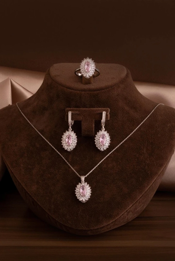 Vog Kadın Gümüş Set - Mekik Model Pembe Zirkon Taşlı Baget Süslemeli Rodyumlu Kadın Set