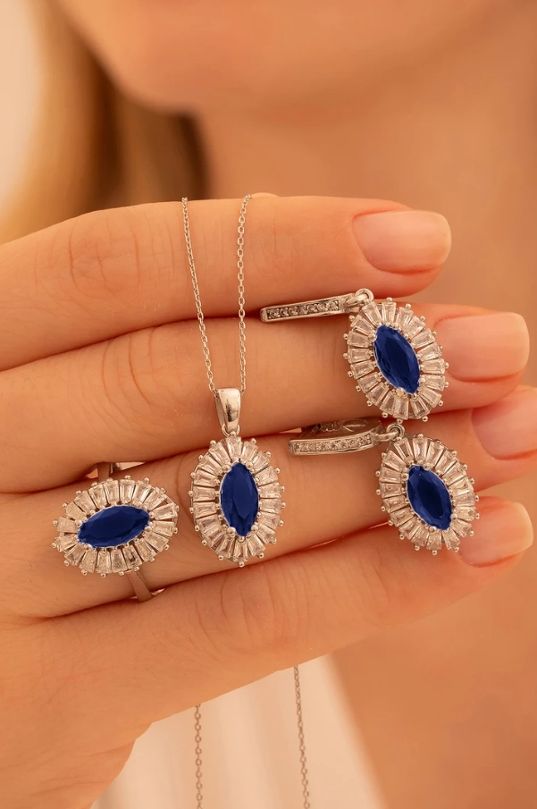 Vog Kadın Gümüş Set - Mekik Model Safir Taşlı Baget Süslemeli Rodyumlu Kadın Set