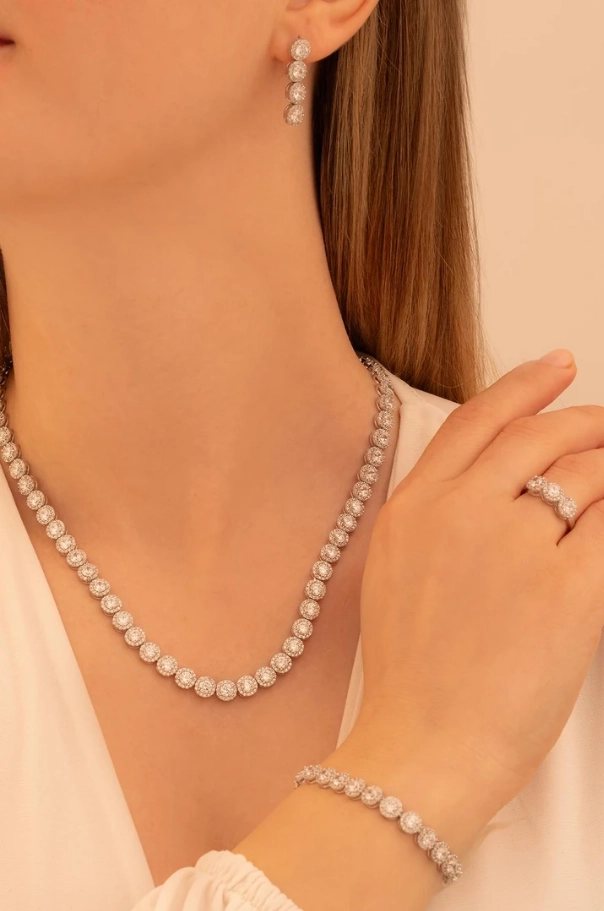 Vog Kadın Gümüş Takı Seti - Serap Yuvarlak Model Zirkon Taşlı Kolye, Bileklik, Yüzük, Küpe Tam Set