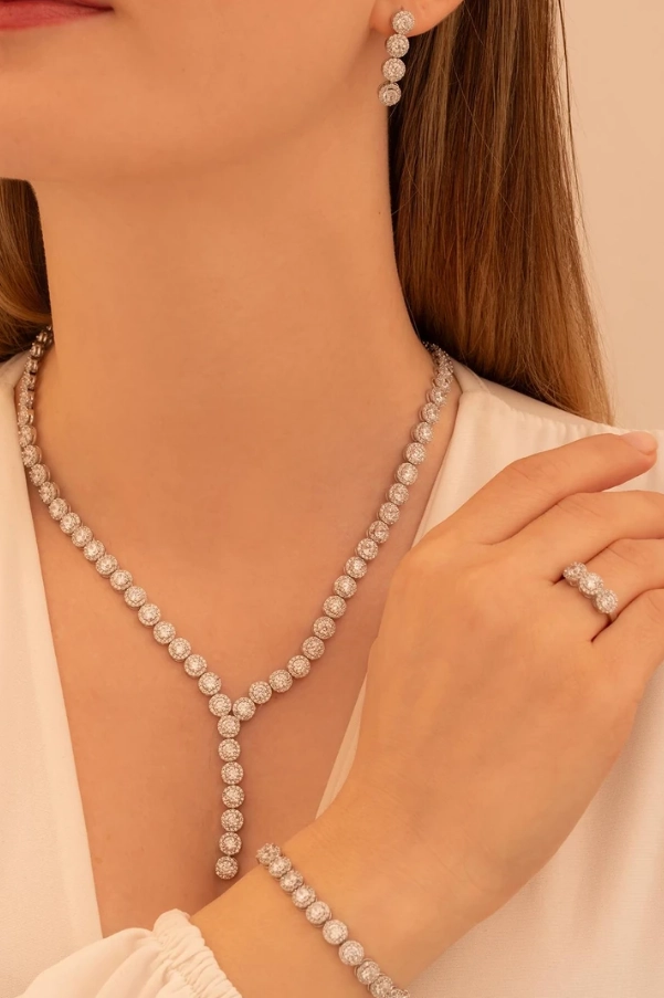 Vog Kadın Gümüş Takı Seti - Şahmeran Yuvarlak Model Zirkon Taşlı Kolye, Bileklik, Yüzük, Küpe Tam Set