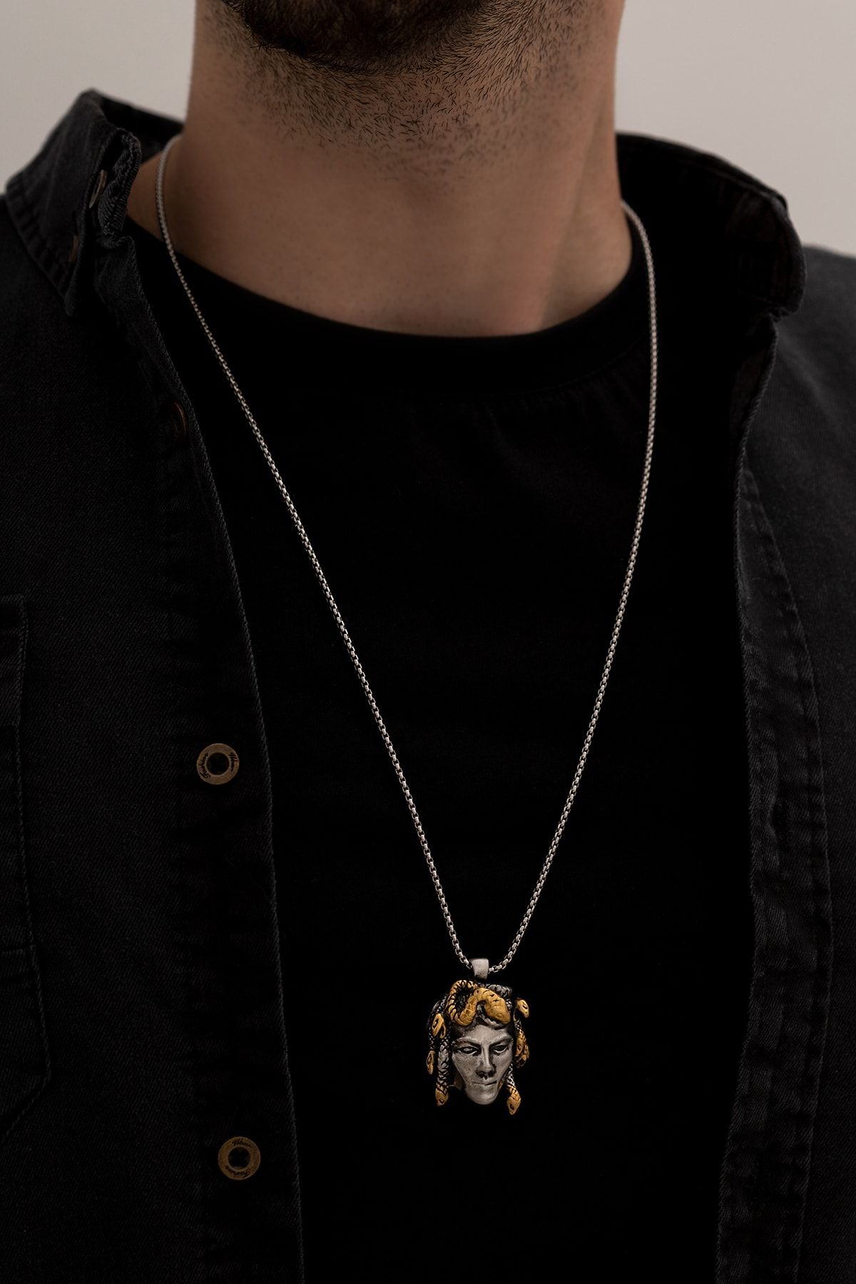 Medusa Model Unisex Çelik Kolye - Sevgiliye - Eşe - Babaya - Arkadaşa Hediye Kolye