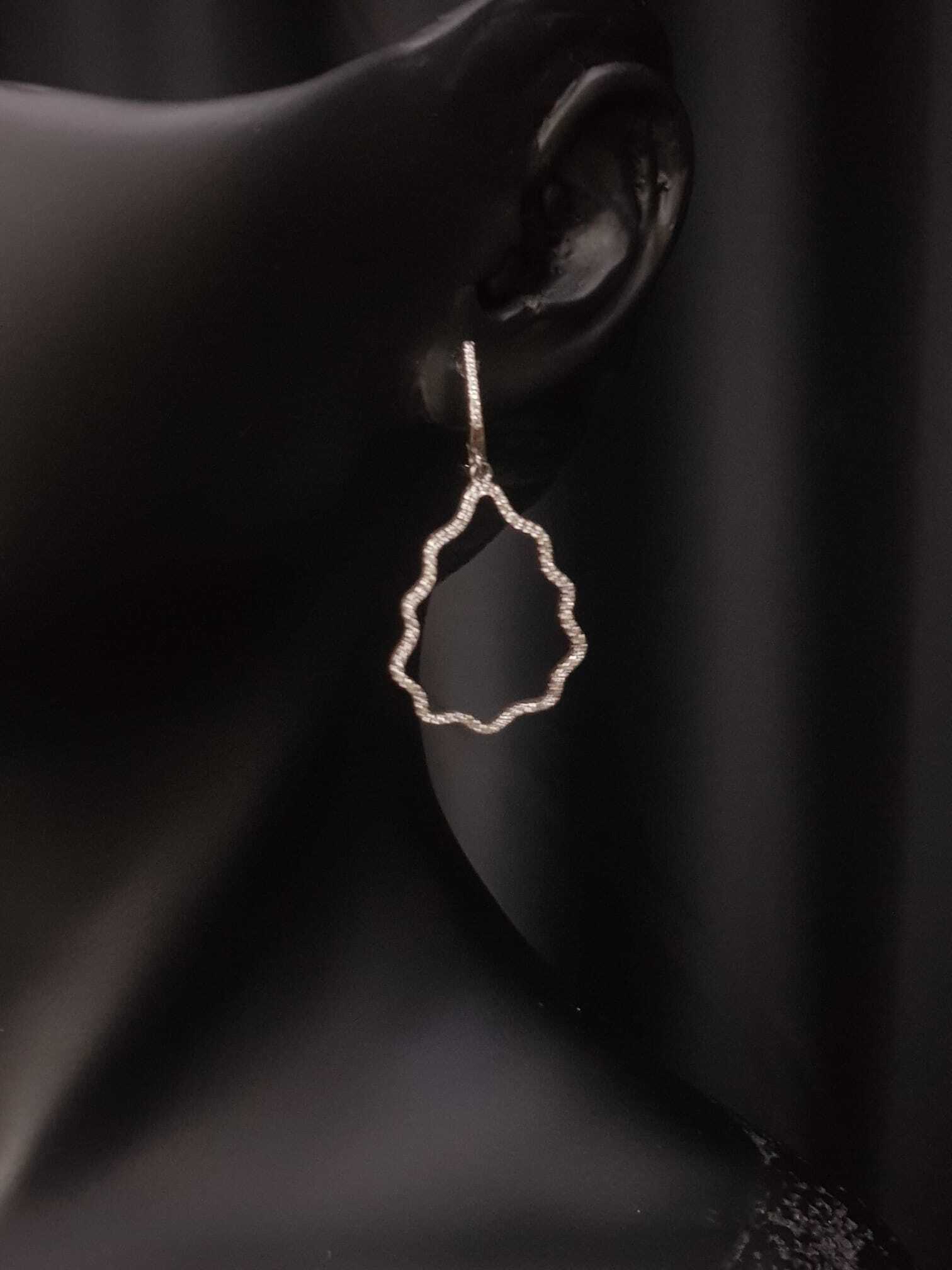 Vog Swarovski Taşlı Pırlanta Tasarım 925 Ayar Gümüş Sevgiliye,Anneye,Eşe Hediye Küpe