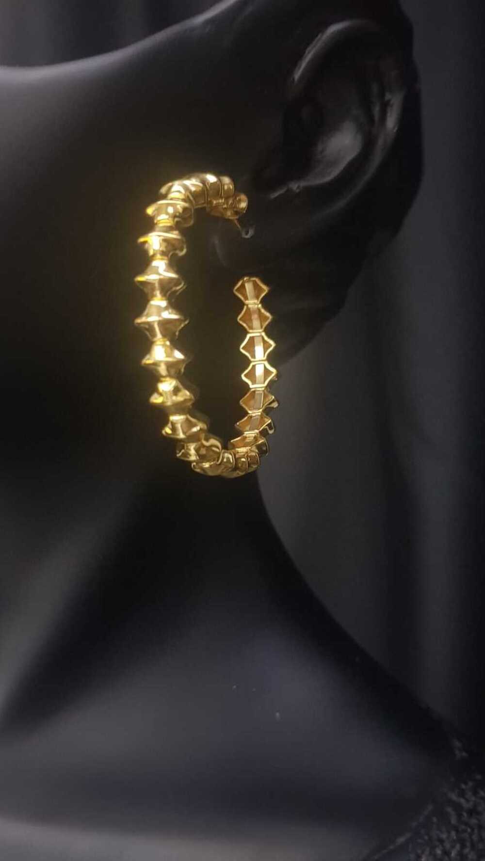 Vog İtalyan Cartier Tasarım Prizma Model 925 Ayar Gümüş Sevgiliye,Anneye,Eşe Hediye Küpe