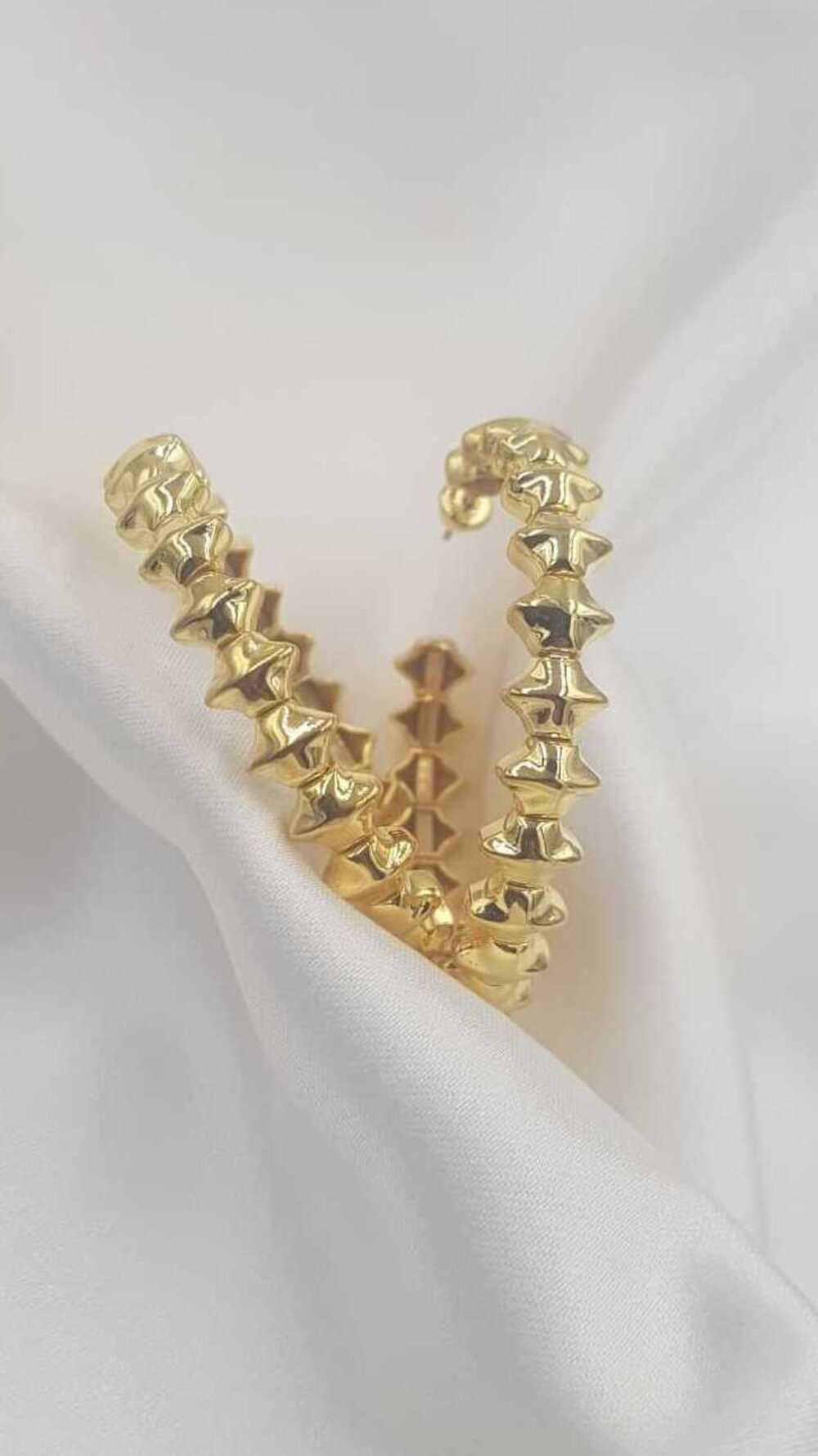 Vog İtalyan Cartier Tasarım Prizma Model 925 Ayar Gümüş Sevgiliye,Anneye,Eşe Hediye Küpe