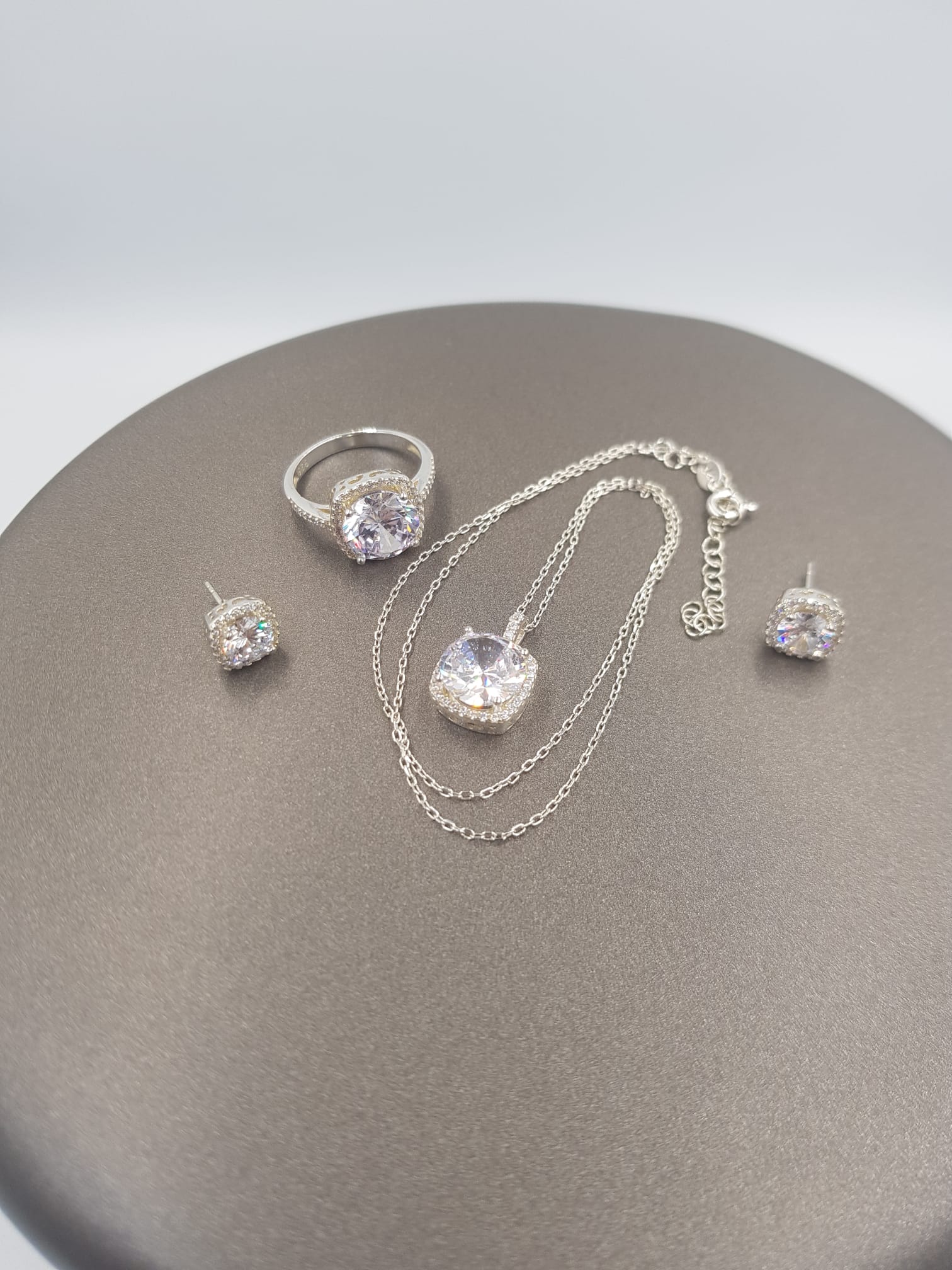 Vog Effective Diamond Taşlı Damla Model 3’Lü 925 Ayar Gümüş Set Kolye,Yüzük,Küpe