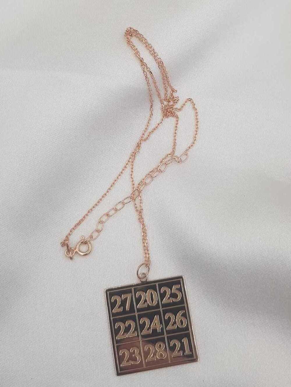 Vog Kubera Para Mantra Rose Renk 925 Ayar Gümüş Unisex Kolye
