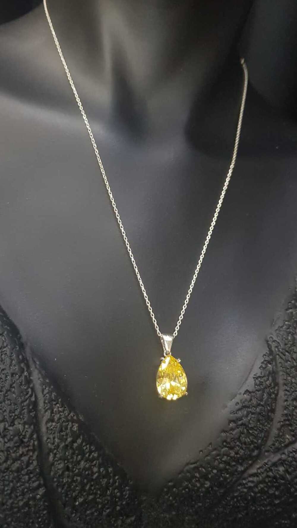 Vog Swarovski Kesim Sarı Sitrin Damla 925 Ayar Gümüş Sevgiliye,Anneye,Eşe,Arkadaşa Kolye
