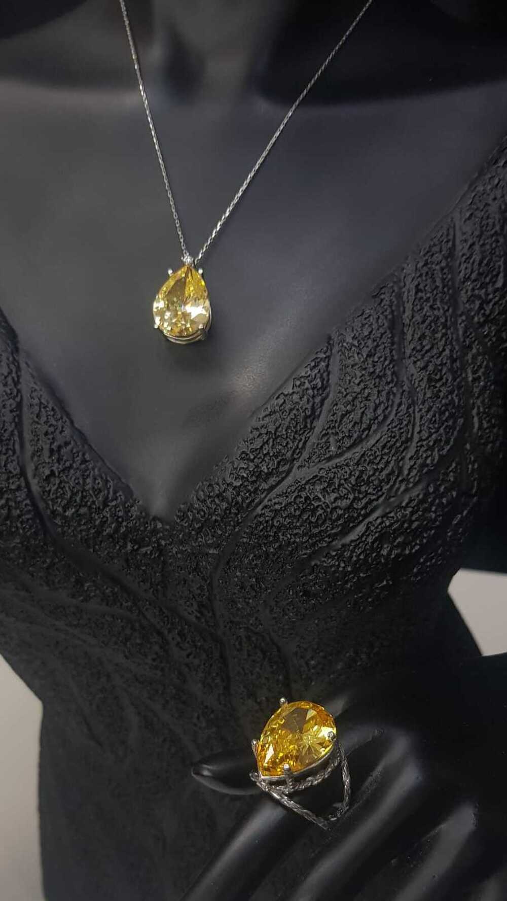 Vog Swarovski Kesim Sarı Sitrin Damla Tasarım 3’Lü Set Gümüş Sevgiliye,Eşe Yüzük,Küpe,Kolye