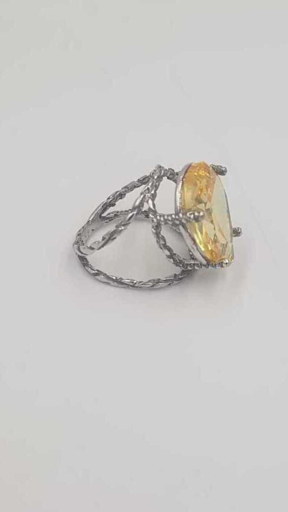 Vog Swarovski Kesim Sarı Sitrin Damla Tasarım 3’Lü Set Gümüş Sevgiliye,Eşe Yüzük,Küpe,Kolye