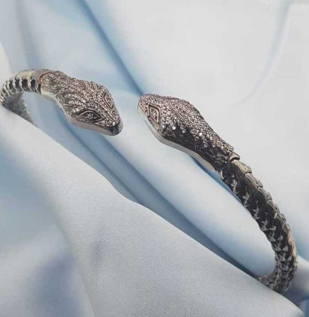 Vog İtalyan Cartier Tasarım Taşlı Yılan (Snake)925 Gümüş Sevgiliye,Anneye,Eşe Choker,Gerdanlık