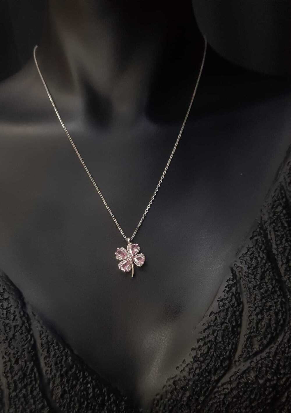 Vog Pembe Damla Taşlı 4 Yapraklı Yonca 925 Ayar Gümüş Sevgiliye,Anneye,Eşe,Arkadaşa Kolye