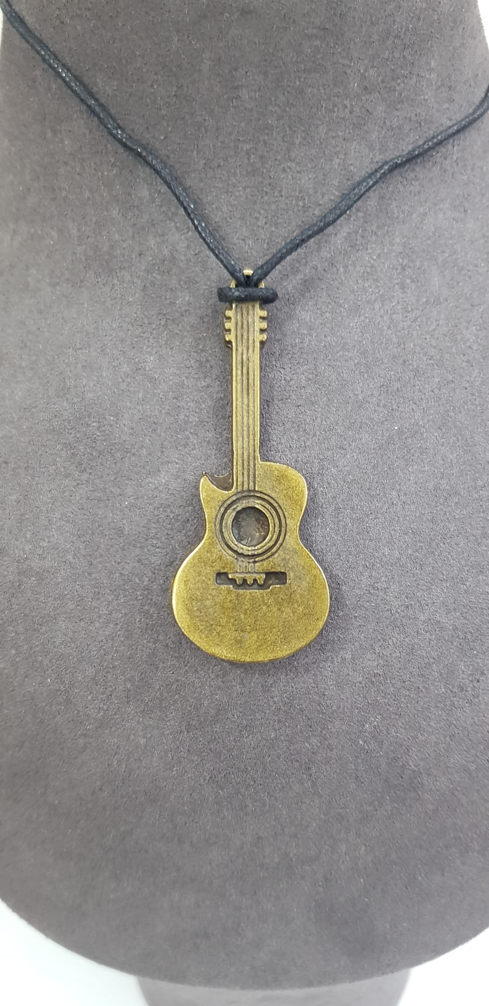 Vog Prinç Meteryalli Gitar Deri İp Görünüm Sevgiliye,Arkadaşa,Babaya Hediye Kolye