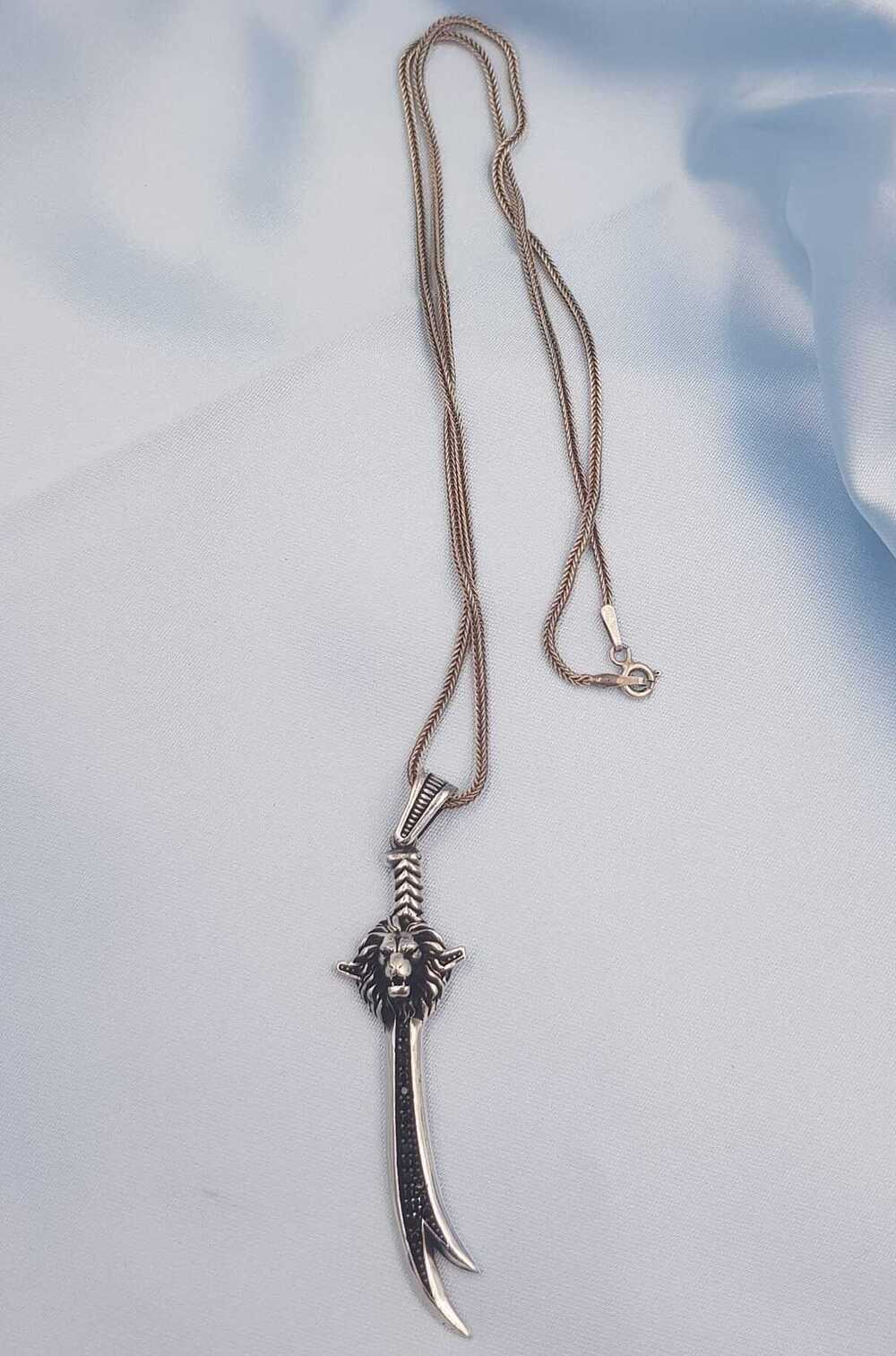Vog Unisex Hz.ali Allahın Aslanı Ve Zülfikar Kılıcı 925 Ayar Gümüş Sevgiliye,Babaya Arkadaşa Kolye 