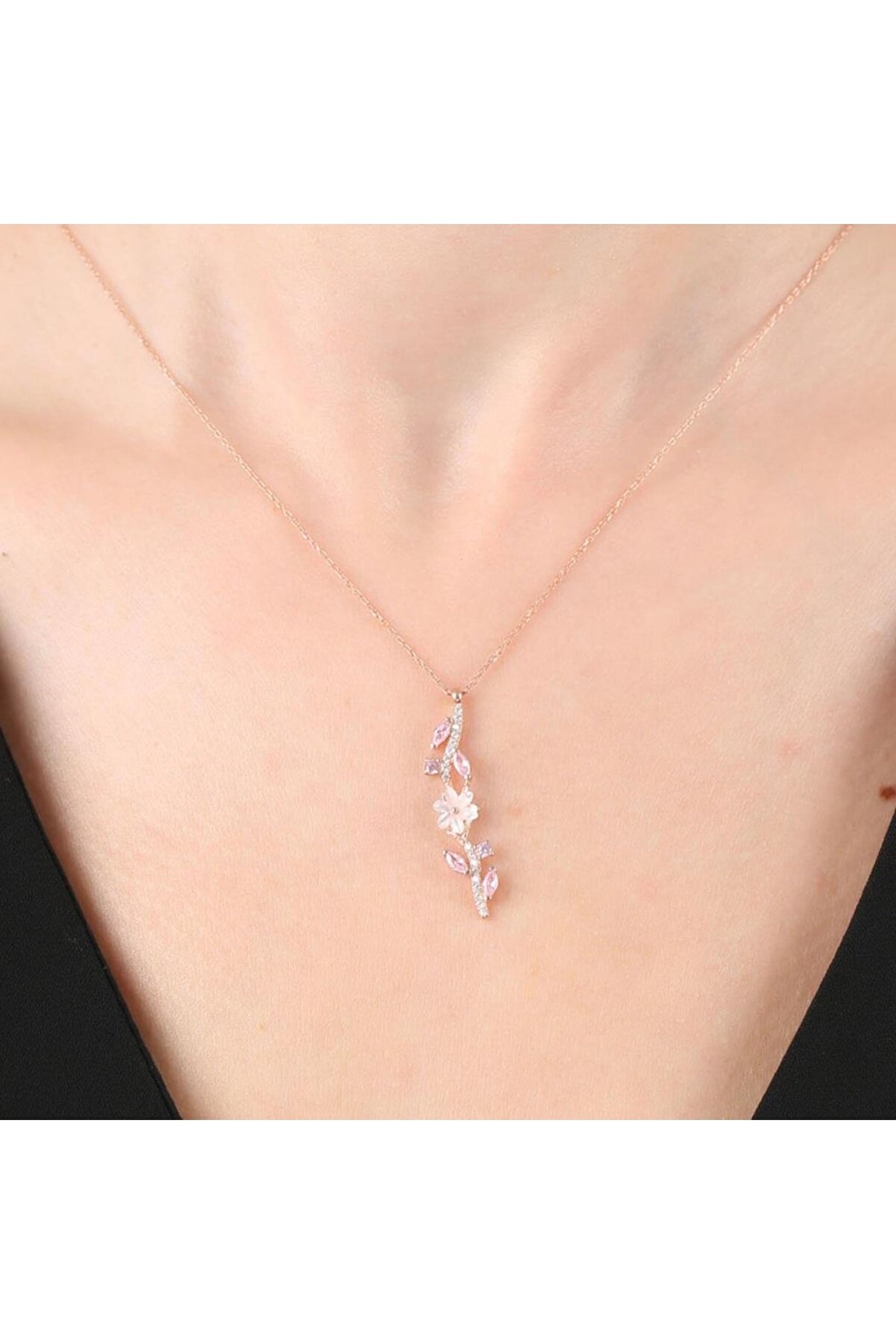 Vog Pink Taşlı Manolya Çiçeği Zarafet Bağı Rose Renk Flowers 925 Ayar Gümüş Kolye