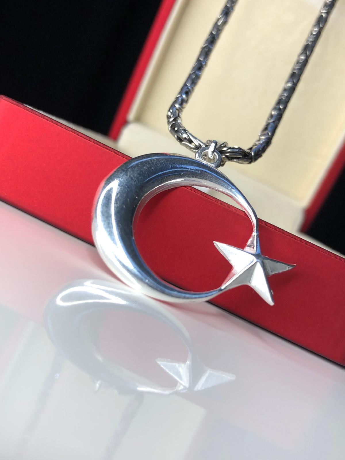 Erkek Gümüş Kolye - Ay Yıldız Motifli Kral Zincirli Erkek Kolye • Işıklı Kutuda
