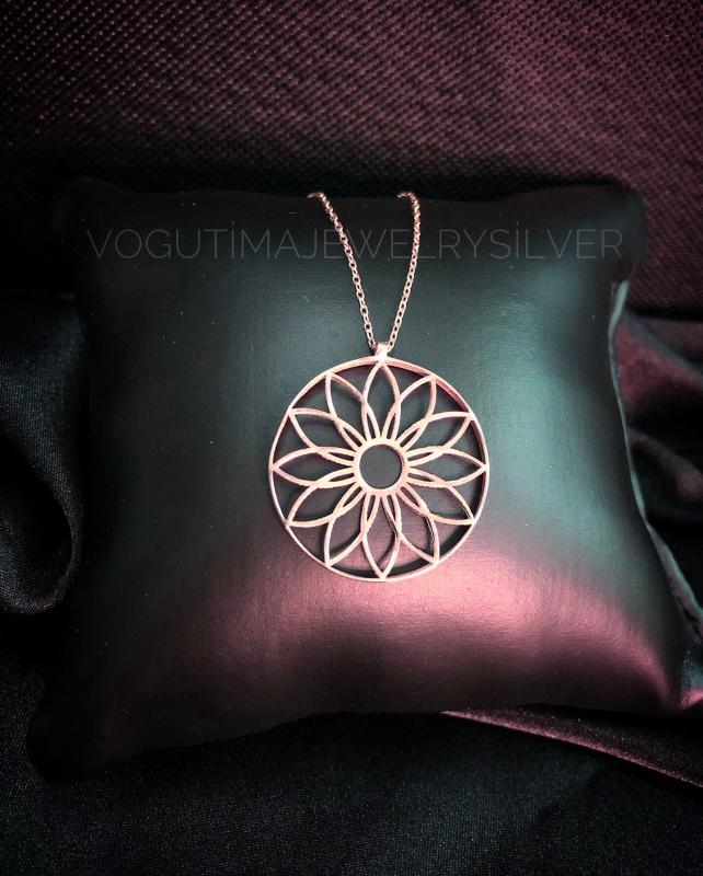 Vog Lotus Çiçeği Rose Renk 925 Ayar Gümüş Sevgiliye Eşe Anneye Arkadaşa Hediye Kolye