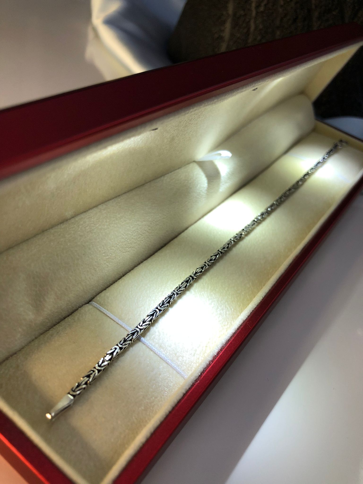 2mm Kare Model 925 Gümüş Erkek Bileklik Işıklı Kutuda Sevgiliye • Eşe • Babaya Künye