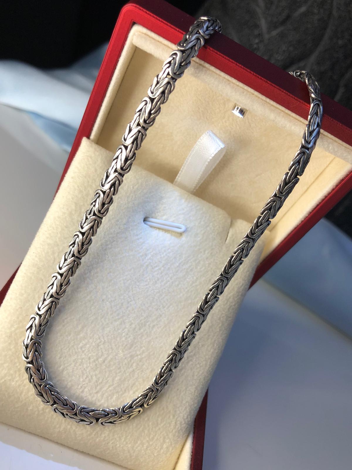 3.5mm Yassı Ezme Kral Model 925 Gümüş Işıklı Kutuda • Sevgiliye • Eşe • Babaya • Hediye Kolye