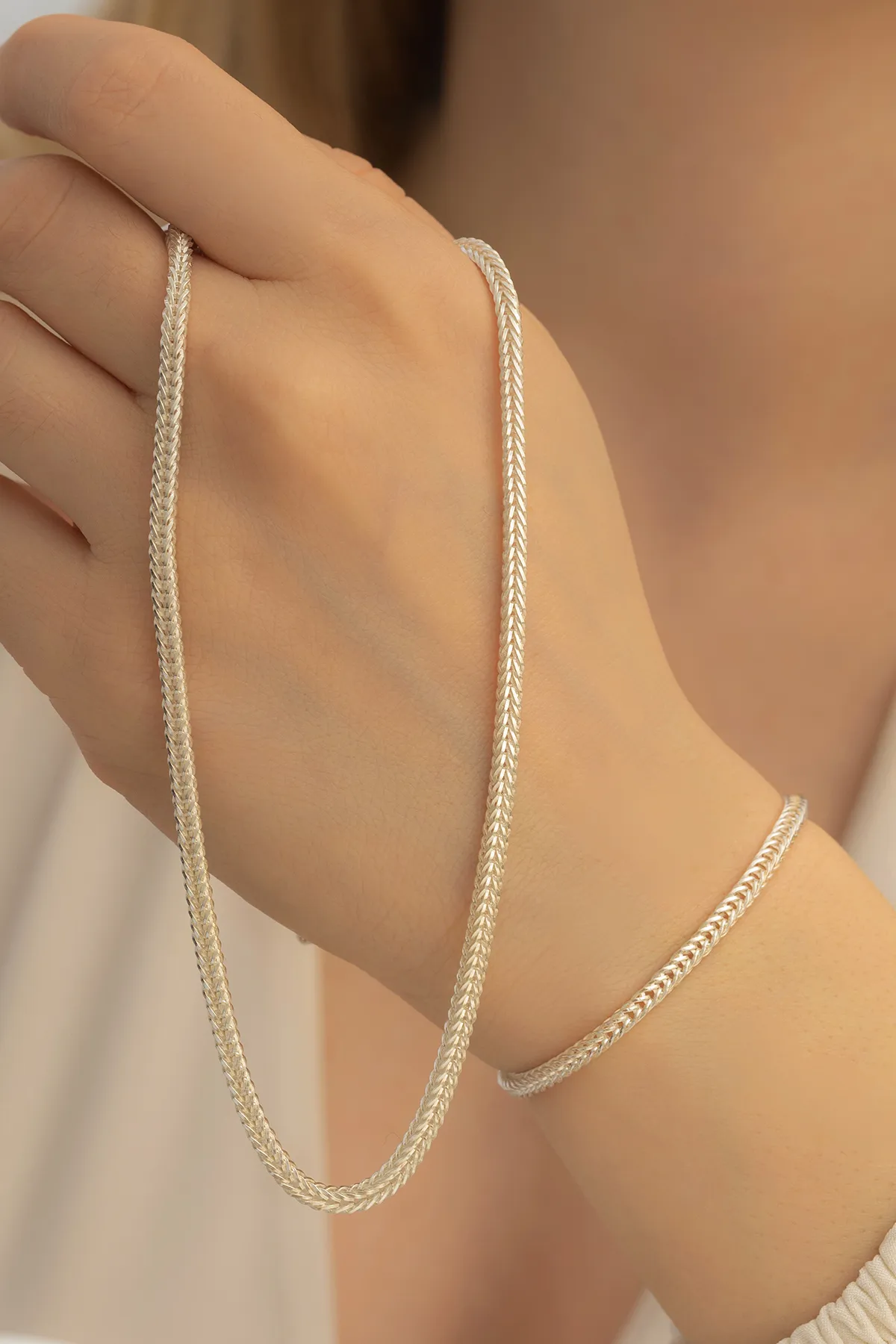 3Mm Gümüş Beyaz Tilki Kuyruğu Model Unisex Kolye Bileklik Set• Işıklı Kutuda Sevgiliye • Eşe Set