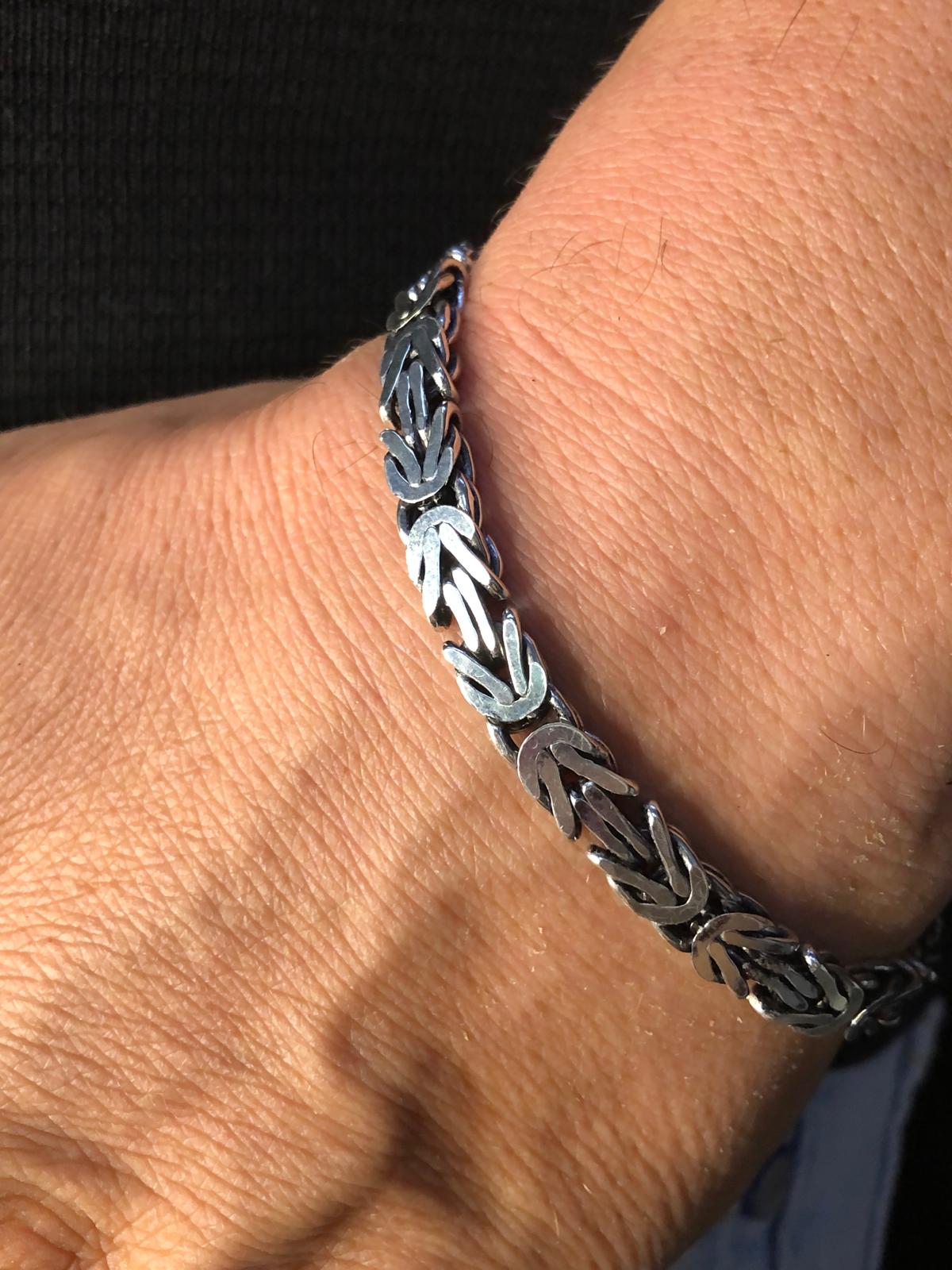 6.5 mm Dikdörtgen Kesim Yassı Kral Gümüş • Işıklı Kutuda • Sevgiliye • Eşe • Babaya Bileklik