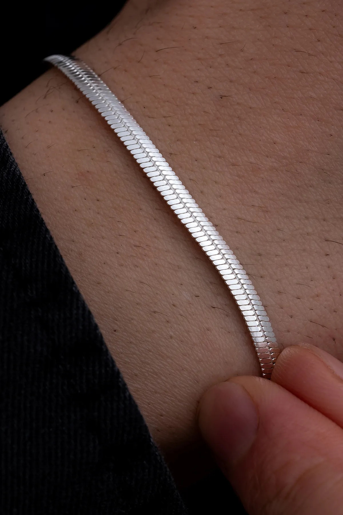 Erkek Gümüş Bileklik 3.5mm İtalyan Bombeli Ezme Model Erkek Bileklik • Işıklı Kutuda • Sevgiliye