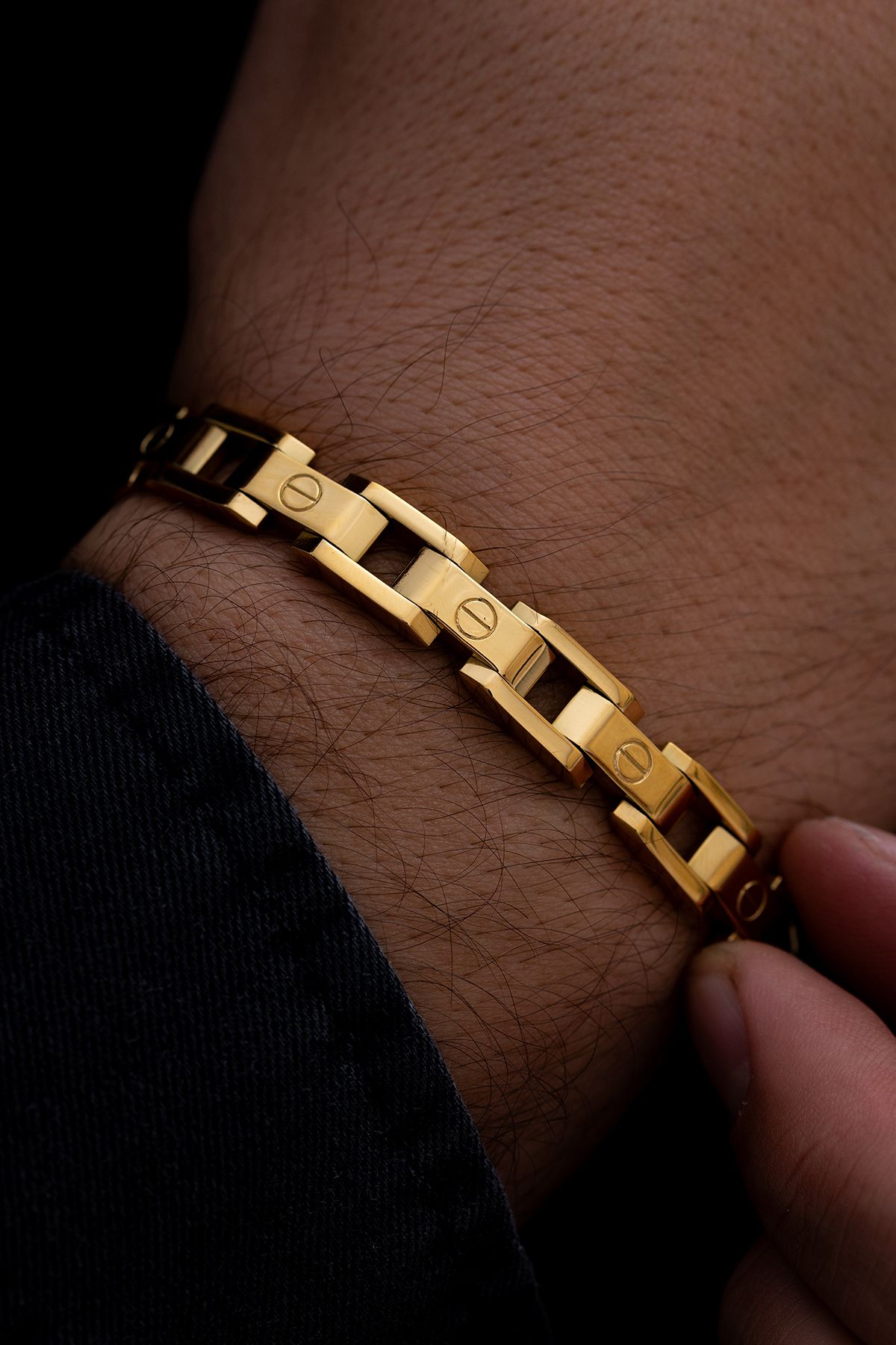 Vog Altın Tasarım Cartier Vidalı Model Sevgiliye,Eşe,Babaya,Arkadaşa Hediye Çelik Bileklik