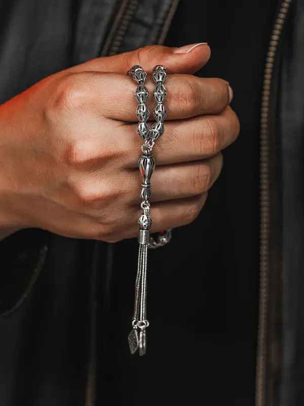 Erkek Tesbih Işıklı Kutuda • Güzide Oksitli Gümüş • Sevgiliye • Eşe • Babaya 24Gr Tesbih
