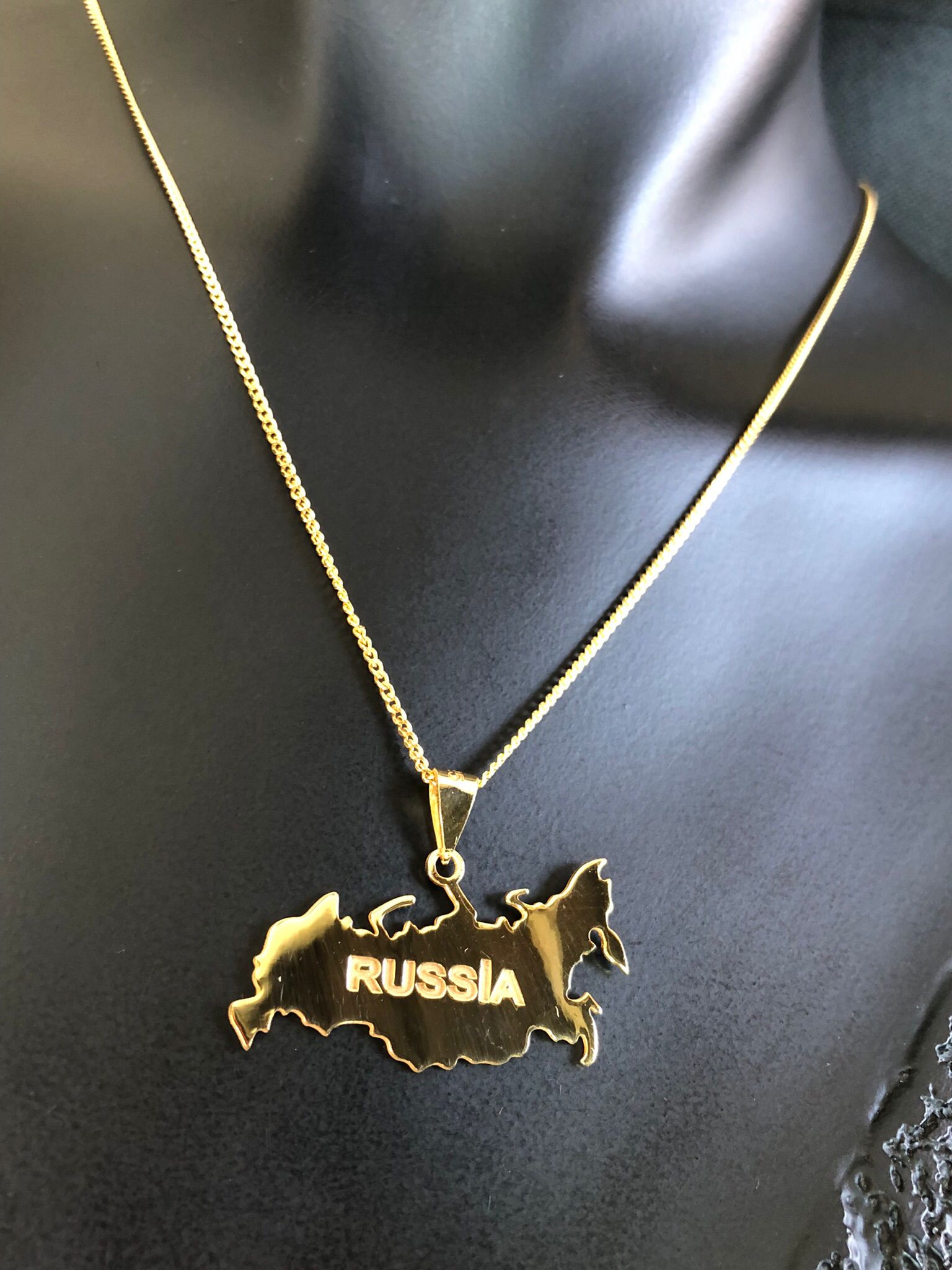 Kadın Gümüş Kolye - Rusya (RUSSİA) Haritası Bayrağı Gold Renk 925 Ayar Gümüş Ülke Kolye