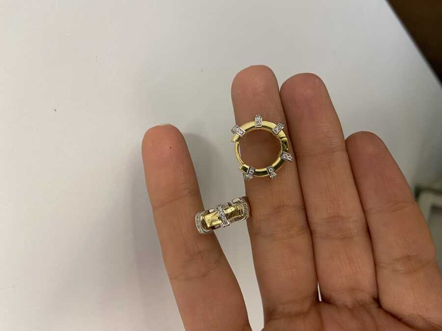 Vog Tiffany Tasarım 1.5 Cm Silindir Model Gold Beyaz Taşlı 925 Ayar Gümüş Sevgiliye,Eşe,Anneye Küpe