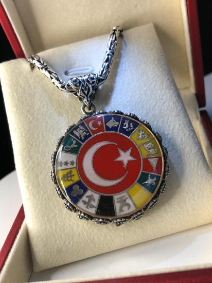 Erkek Gümüş Kolye - 16 Türk Devleti Bayrakları İşlemeli Ay Yıldız Kral Zincirli Erkek Kolye