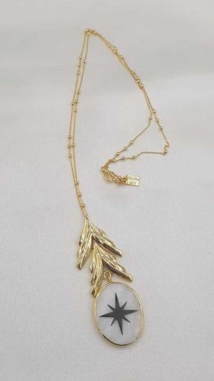 Vog İthal İtalyan Yaprak Tasarım Figürlü Sedef Taşlı Kuzey Yıldızı Detay Gümüş Top Zincirli Kolye