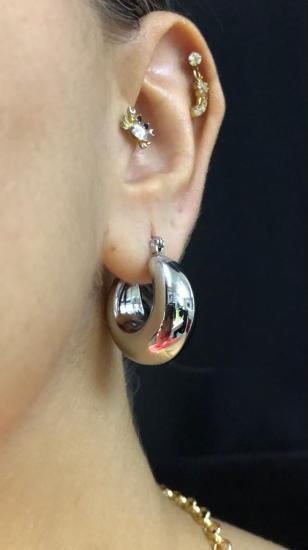 Vog Beyaz Renk Altın Görünüm Yarım Bombeli Sevgiliye,Eşe,Anneye,Arkadaşa Hediye Çelik Küpe