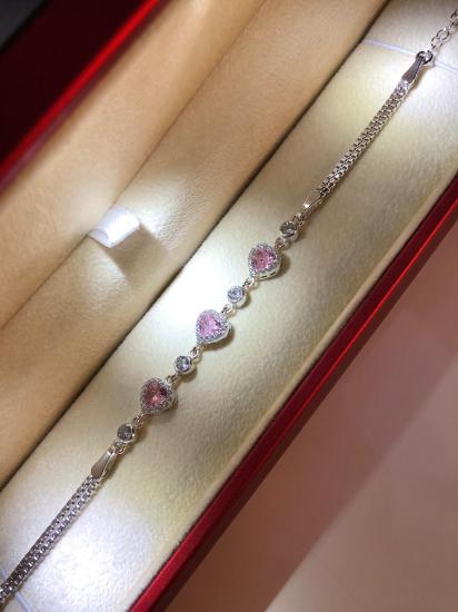 Pembe 3’Lü Kalp Zirconia Taşlı 925 Ayar Gümüş Sevgiliye • Eşe • Anneye • Arkadaşa Hediye Bileklik